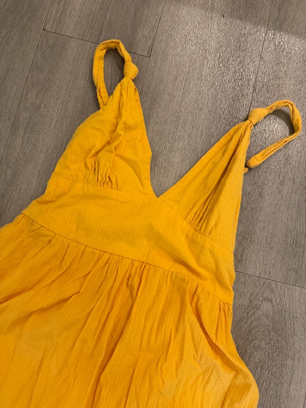 Abercrombie & Fitch Yellow V-Neck Tiered Maxi Dress - Picture 2 of 5